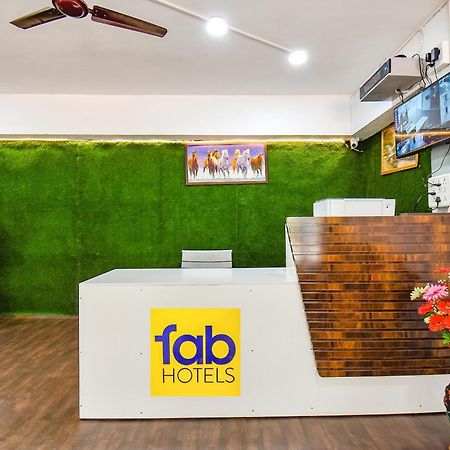 Fabhotel Skylight Studio Rooms - Nr Mcf Camp Pune Extérieur photo